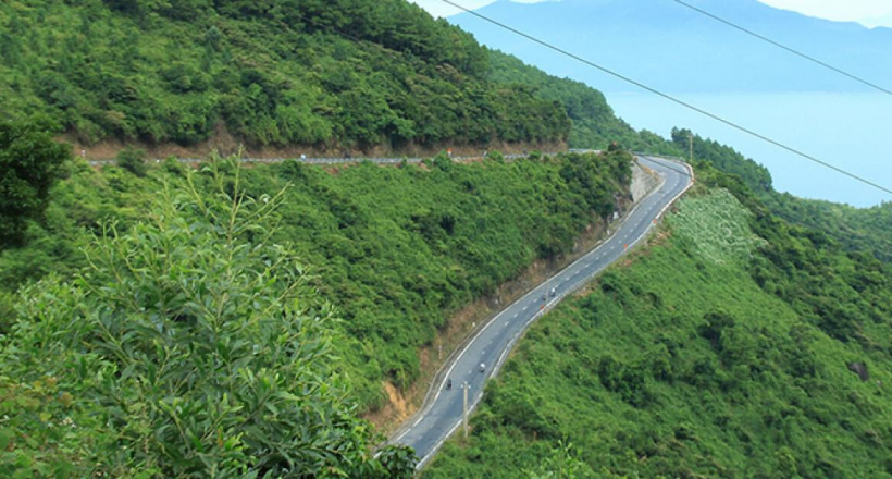 Chinh phục Đệ nhất hùng quan với những khúc cua tử thần đẹp mê hồn