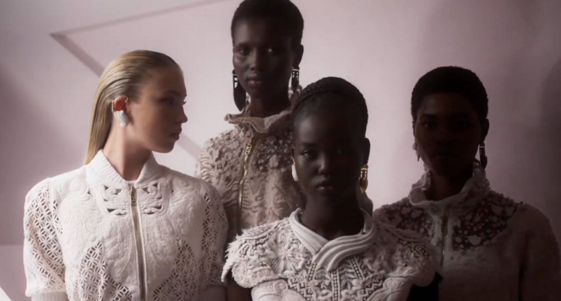 Fendi Couture Thu Đông 2021: Bức tranh khắc hoạ thành Rome