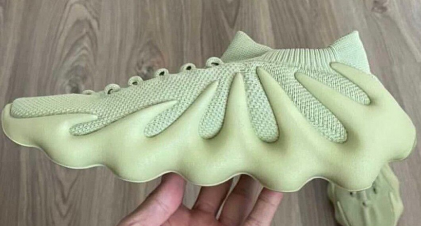 Hé lộ mẫu giày Adidas YEEZY 450 "Resin" độc đáo do chính Kanye West thiết kế