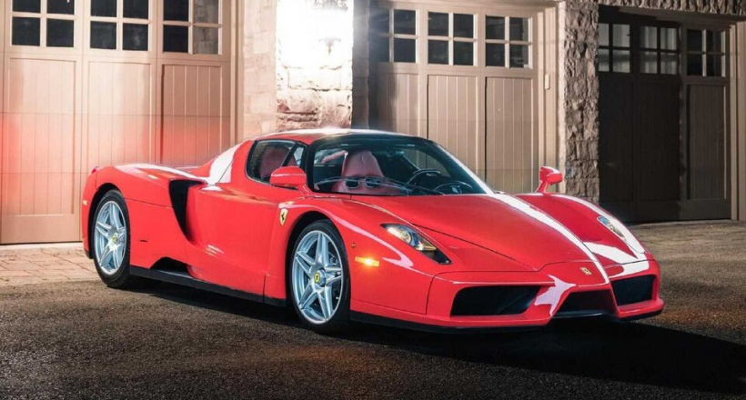 Siêu xe Ferrari Enzo 2003 được bán với giá 3,8 triệu USD