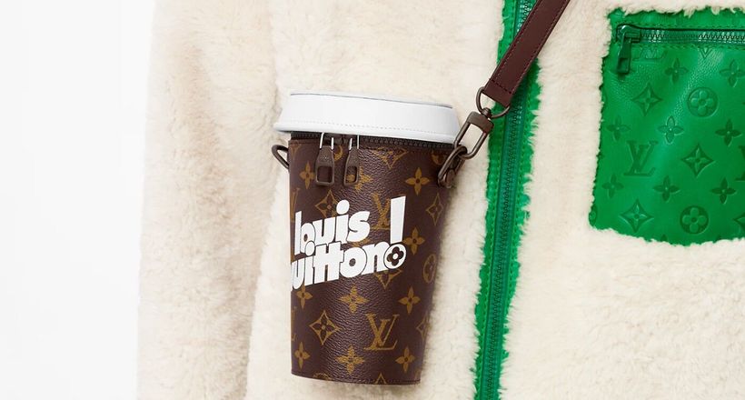 Louis Vuitton giới thiệu mẫu túi "ngộ nghĩnh" có hình … củ cà rốt và cốc cà phê