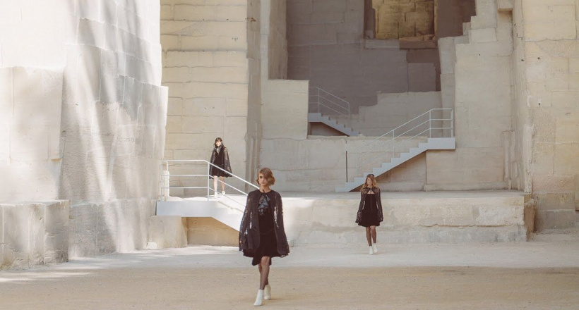 Chanel Cruise 2022 - Thanh lịch với thiết kế trắng đen