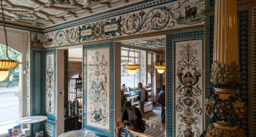 Choáng ngợp trước vẻ lộng lẫy của cửa hàng sữa đẹp nhất thế giới