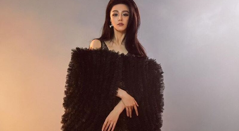 Váy Phạm Băng Băng từng mặc thắng đấu giá 500 triệu