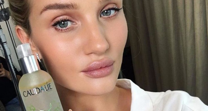 Những sản phẩm xịt khoáng tốt nhất giúp duy trì cho làn da mọng nước cả ngày