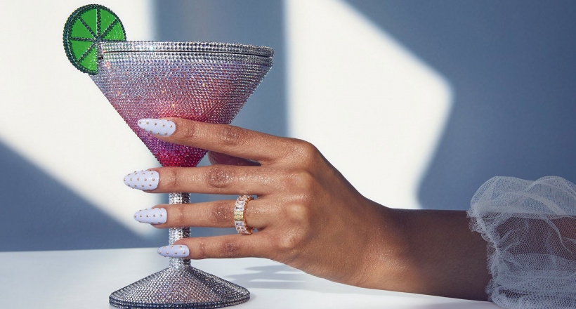 Beyoncé diện túi cocktail 6000 đô mừng sinh nhật tuổi 40