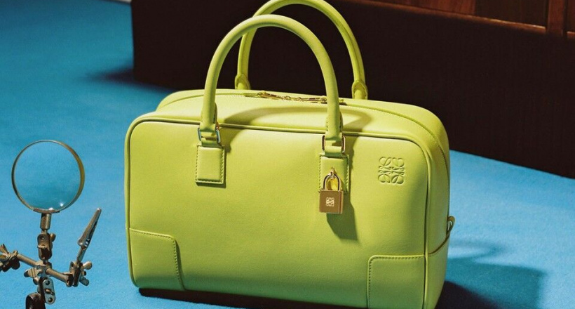 Kỉ niệm 175 năm thành lập, Loewe đưa thiết kế Amazona trở lại