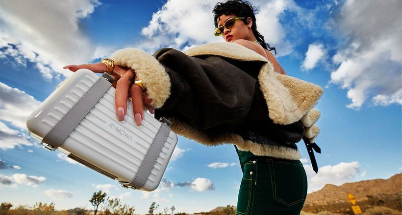 Rihanna “chất lừ” trong chiến dịch quảng bá RIMOWA
