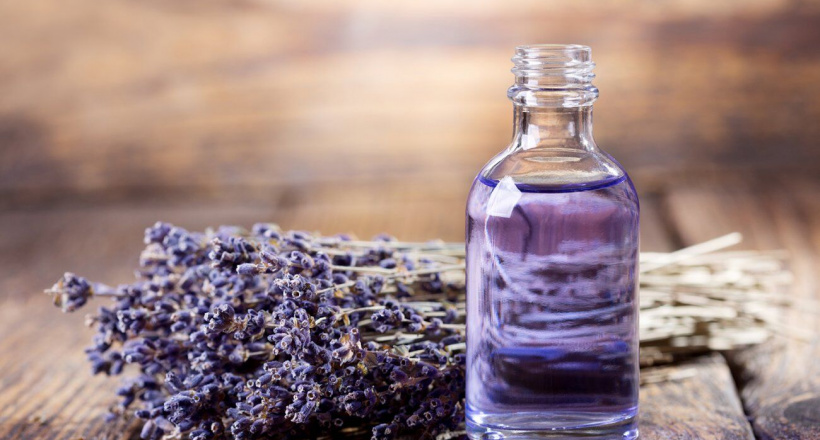 Những tinh dầu dưỡng ẩm da mềm mại và mịn màng