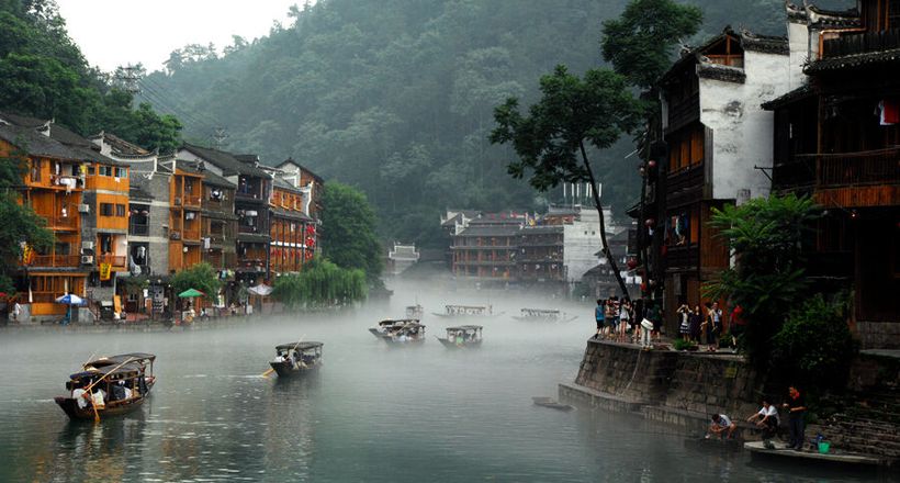 Đẹp ngẩn ngơ trước thị trấn cổ Châu Trang - nơi được gọi là "Vinice Phương Đông"