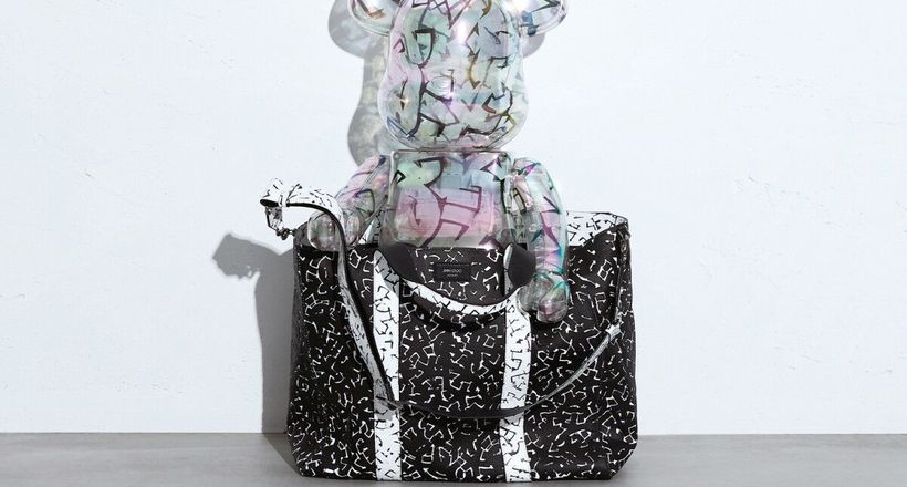 Jimmy Choo hợp tác cùng Eric Haze và Poggy trong BST BE＠RBRICK