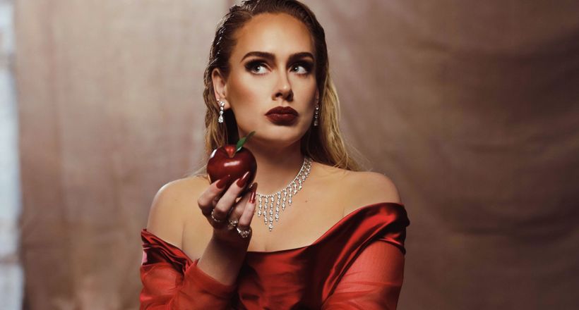 Adele đẹp lộng lẫy trong MV “Oh My God”