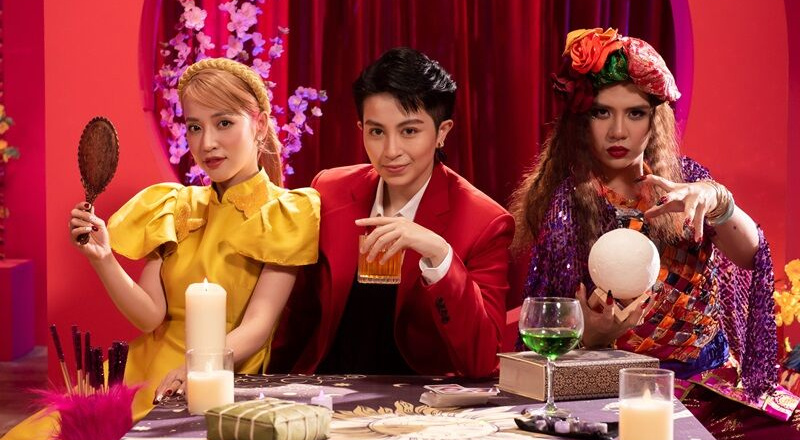 Hài Tết “Thầy bói quen thói bày” của bộ 3 Duy Khánh, Gil Lê và Puka