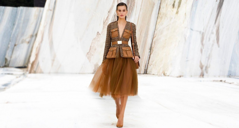 Bộ sưu tập Xuân Hè 2022 của Elisabetta Franchi: Những cô nàng mộng mơ