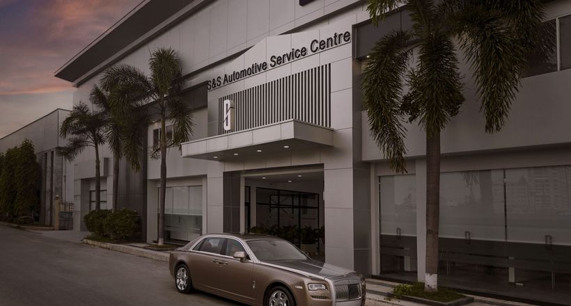 Rolls-Royce Motor Cars - Mở xưởng dịch vụ chính hãng tại TP. Hồ Chí Minh