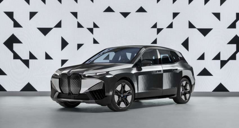 BMW iX Flow có thể thay đổi màu sơn trong chớp mắt