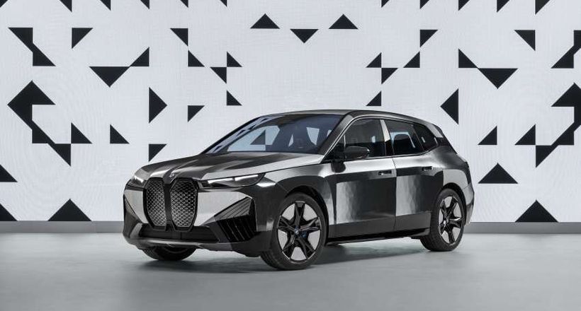 BMW iX Flow có thể thay đổi màu sơn trong chớp mắt