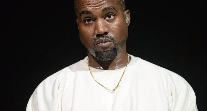 Thương hiệu Balenciaga “chia tay” Kanye West?