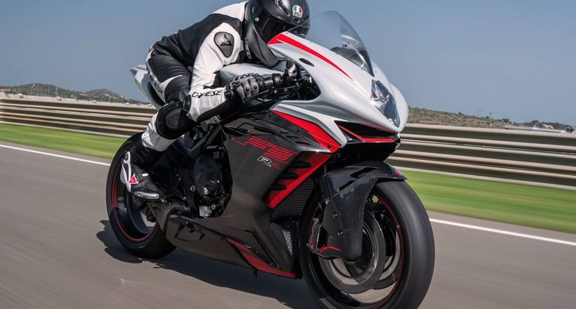 Thỏa đam mê tốc độ cùng mô tô MV Agusta F3 RR 2022