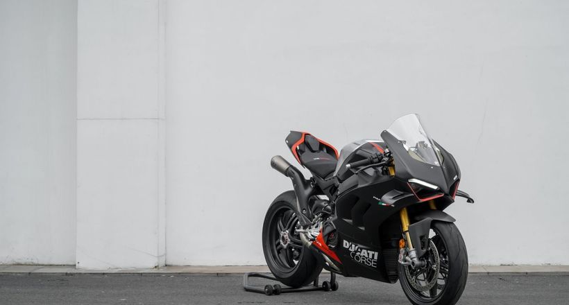 Ducati Panigale V4 SP2 đầu tiên về Việt Nam, giá 1,364 tỷ đồng