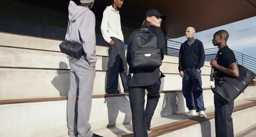 BST phụ kiện capsule Louis Vuitton tại FIFA World Cup Qatar 2022