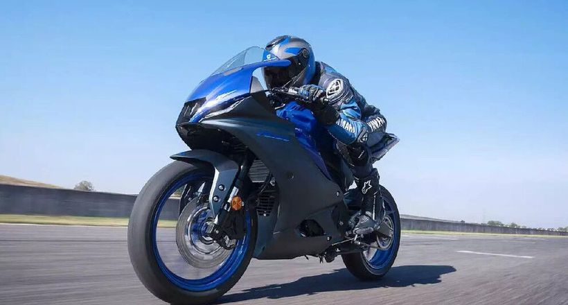 Yamaha R125 phiên bản mới với một loạt nâng cấp đáng mong đợi