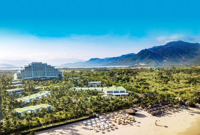 Đón năm mới trọn gói 5 sao tại Cam Ranh Riviera