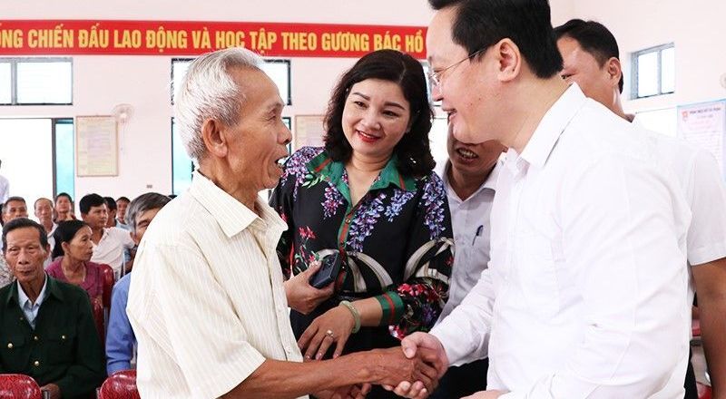 Chủ tịch UBND tỉnh Nghệ An dự ngày hội Đại đoàn kết tại Nam Đàn
