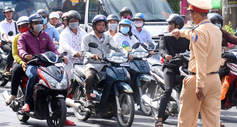 Điều kiện để xe cơ giới được tham gia lưu thông trên đường