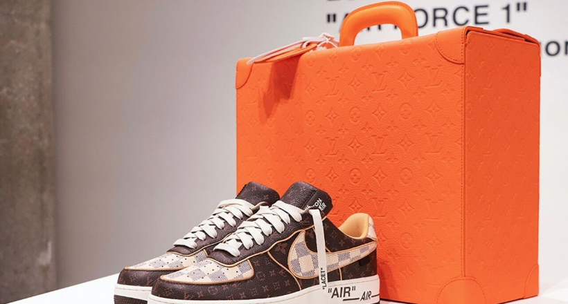 Đôi giày Louis Vuitton x Nike Air Force 1 đầu tiên được bán với giá hơn 8 tỷ đồng