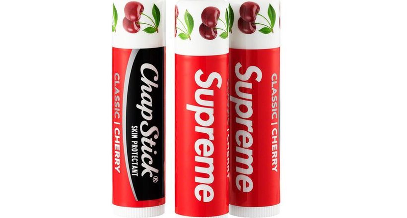 Supreme tiếp tục “chiều lòng” người hâm mộ với những món phụ kiện không ngờ tới