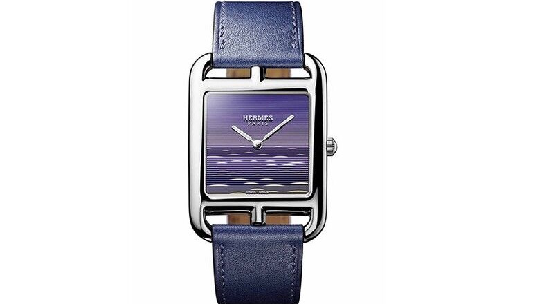 Hermès Cape Cod Crépuscule nổi bật với motif được thiết kế bởi nghệ sĩ người Việt