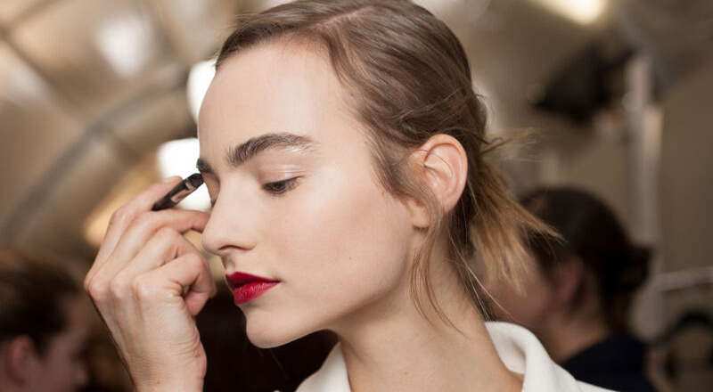 Xu hướng trang điểm cho năm 2022 có gì độc đáo?