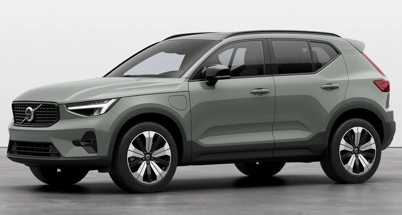 Volvo XC40 2022 ra mắt với 8 phiên bản động cơ tùy chọn
