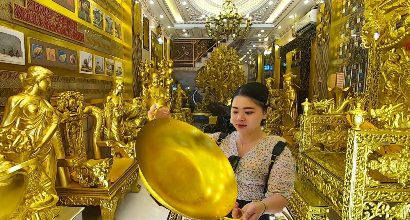 Choáng ngợp với Ngôi nhà Dát vàng từ A đến Z của Đại gia Bất Động sản ở Cần Thơ