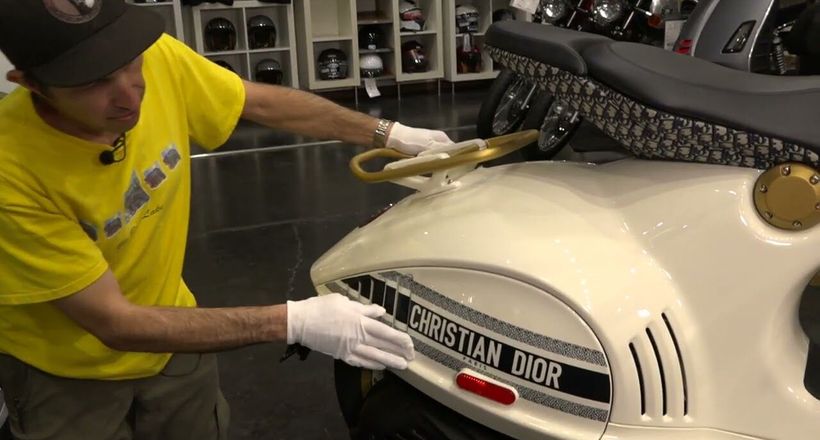 Hàng độc cho đại gia VESPA 946 Christian Dior - Xe tay ga đắt nhất Việt Nam, giá gần 1 tỷ đồng.