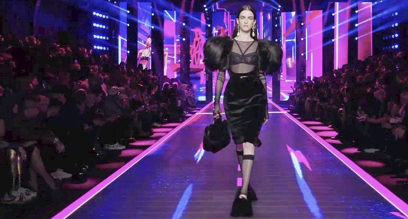 Dolce & Gabbana | Fall Winter 2022/2023: Thời đại của metaverse