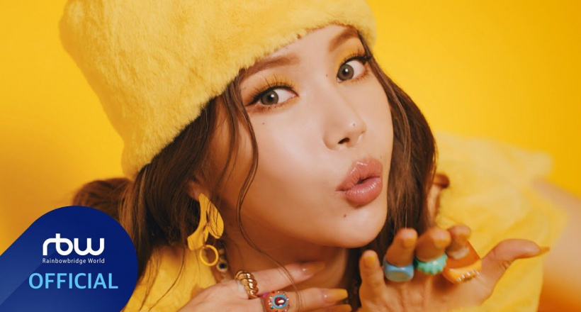 MV Honey -  Đánh dấu MAMAMOO's Solar chính thức trở lại sân chơi Kpop