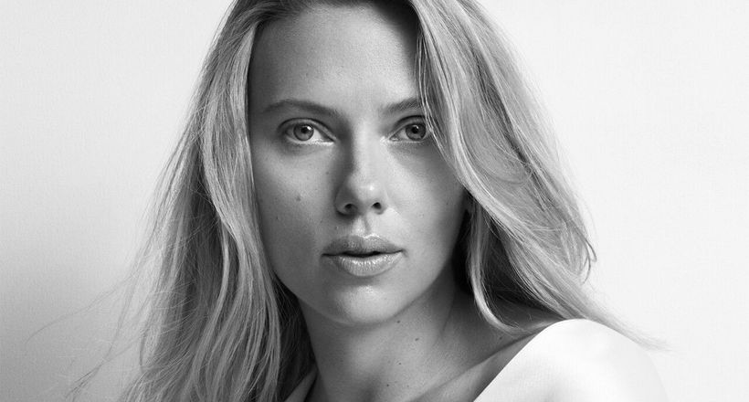 Scarlett Johansson ra mắt thương hiệu dưỡng da tối giản