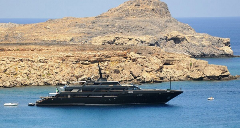 Main - Giorgio Armani: Chủ nghĩa duy mỹ và niềm say mê du thuyền