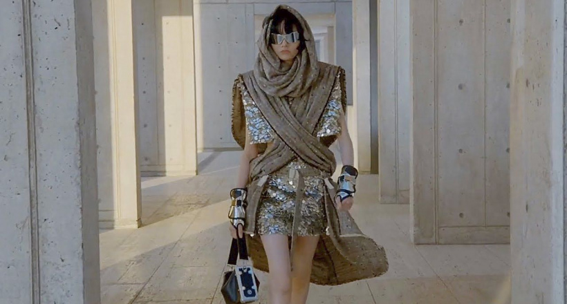 Louis Vuitton - Cruise 2023: Vũ trụ hợp nhất