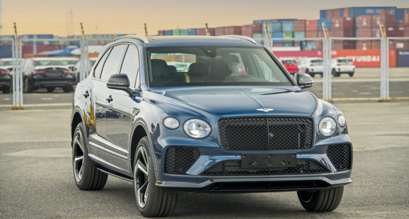 Bentley Bentayga S chính hãng đầu tiên về Việt Nam, giá 18.9 tỷ đồng