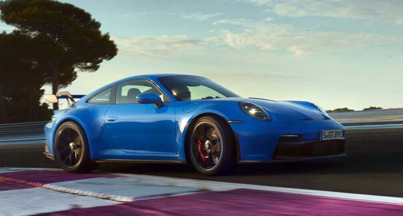 Porsche 911 GT3 2022 xuất hiện ở phố cùng doanh nhân Nguyễn Quốc Cường