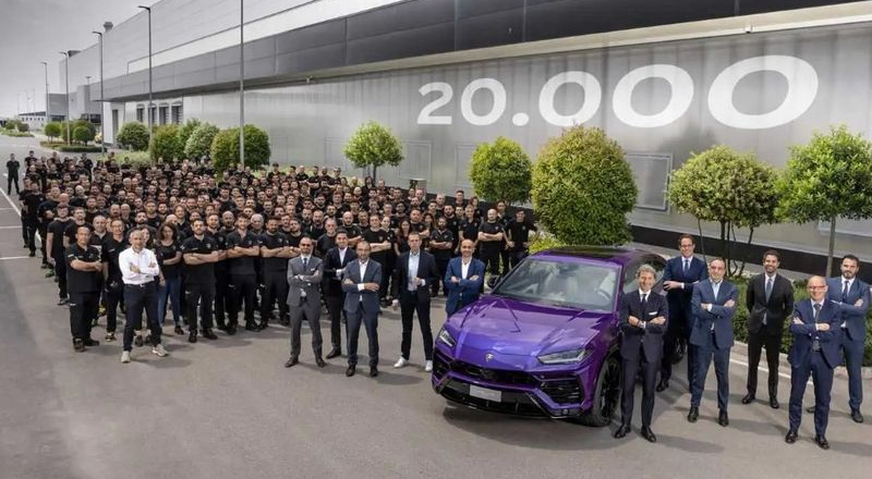 20.000 chiếc Lamborghini Urus được xuất xưởng trong vòng 4 năm