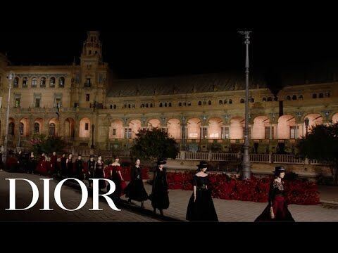The Dior Cruise 2023 Show - Một bộ phim truyền hình của Christian Dior