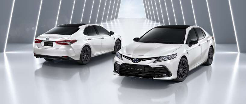 Toyota tung loạt phiên bản 60th Anniversary cho các dòng xe ăn khách