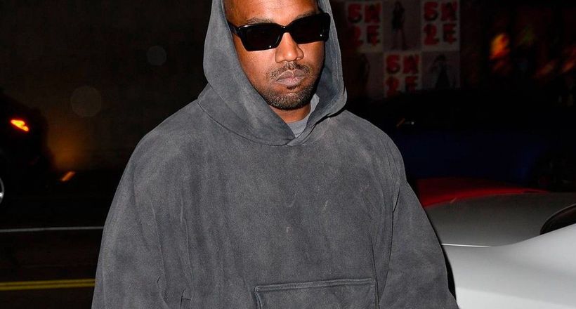Tin được không: Dự án Yeezy x GAP thu về 14 triệu USD chỉ riêng dòng áo nỉ “The Perfect Black Hoodie”?