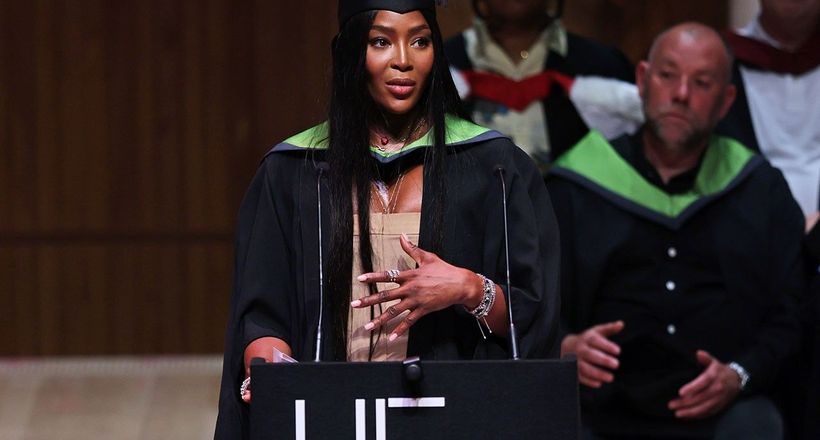 Naomi Campbell được trao bằng PHD bởi các đóng góp lớn cho thời trang