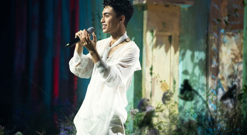 Tân binh mới "tuy lạ mà quen" của showbiz Việt MONO giới thiệu debut album “22”