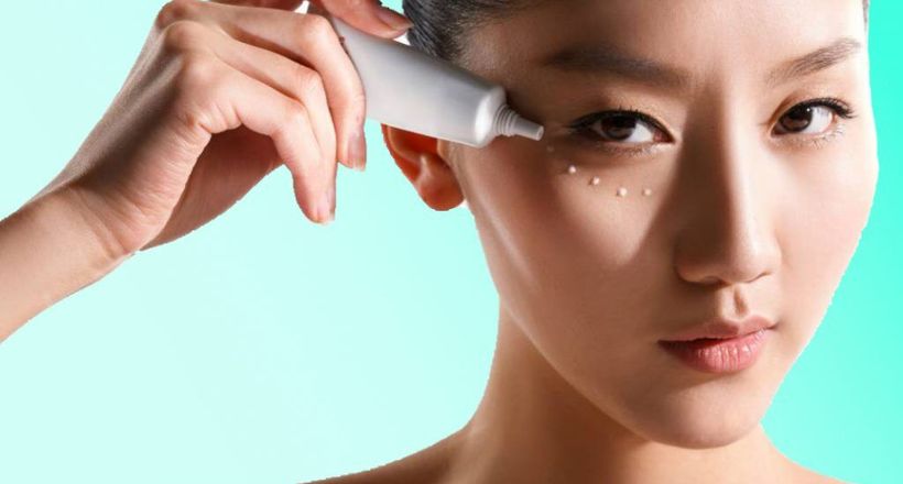 Những loại kem dưỡng sáng da vùng mắt bạn khổng thể bỏ qua!